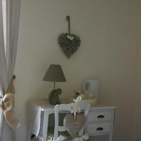 Couette-café Au Charme D'antan Féron