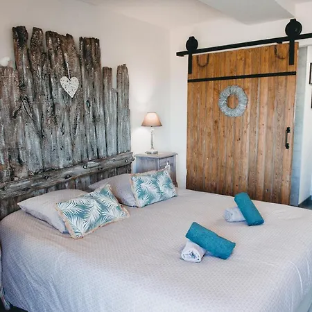 Au Charme D'antan Féron