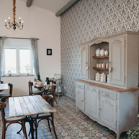Au Charme D'antan Panzió