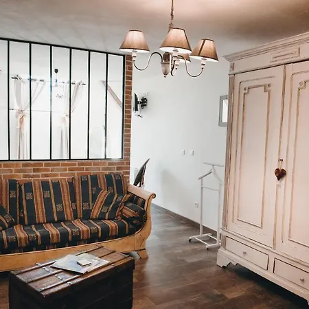 Couette-café Au Charme D'antan