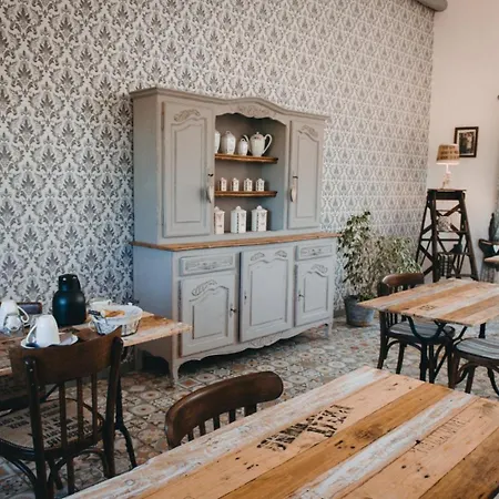 D'hotes Au Charme D'antan 3* Féron