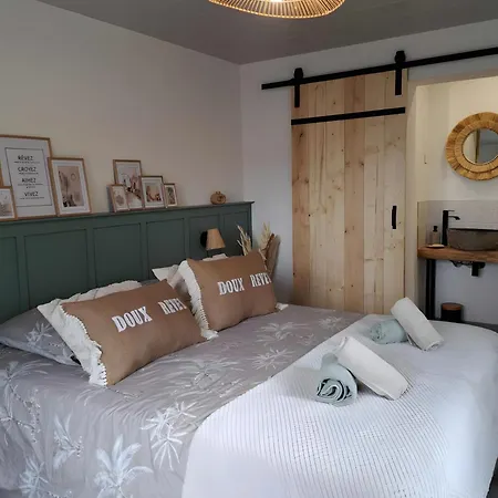 D'hotes Au Charme D'antan Bed & Breakfast